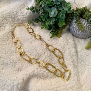 🌿🌿 Long Gold-Tone Link Fashion Necklace